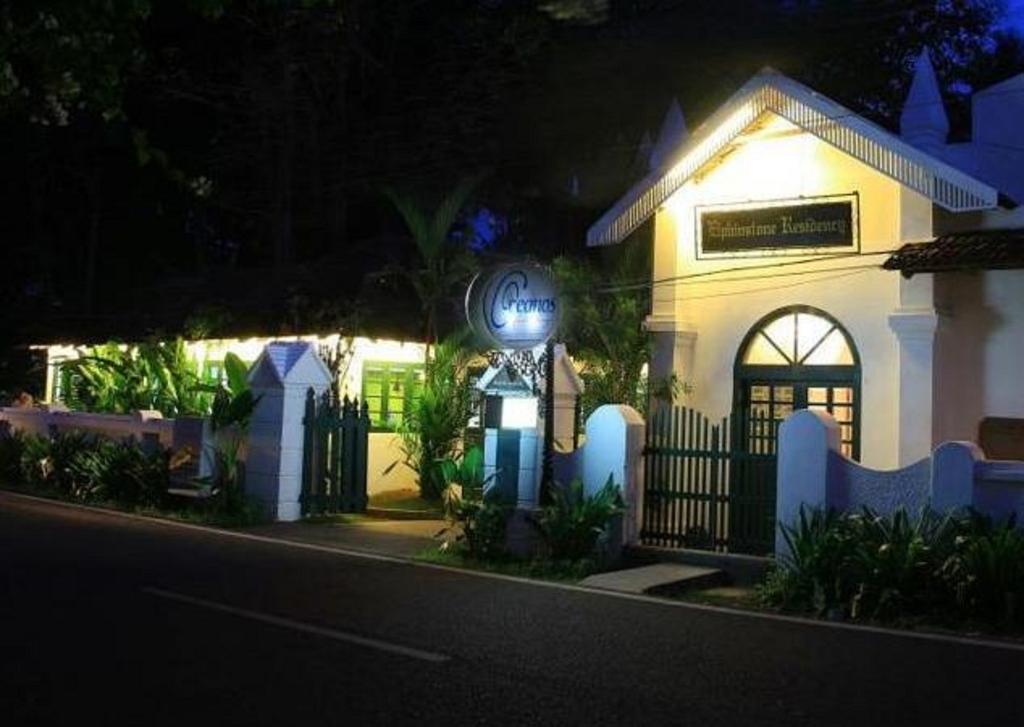 Bed and Breakfast Elphinstone Residencia Kochi Exterior foto