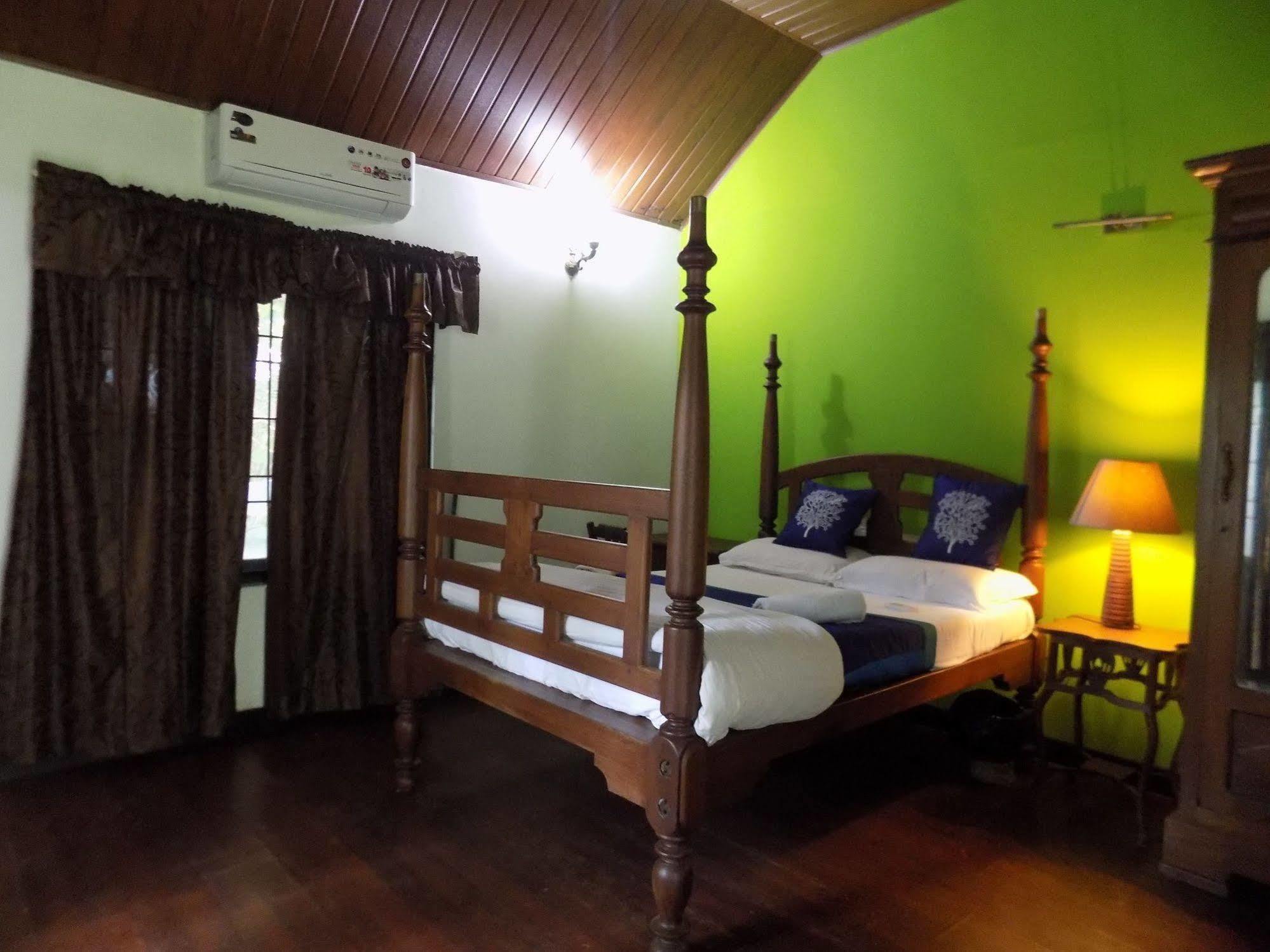 Bed and Breakfast Elphinstone Residencia Kochi Exterior foto